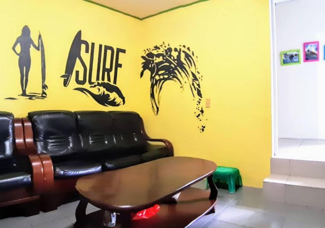 Wushih Surf Hostel Toucheng Eksteriør bilde